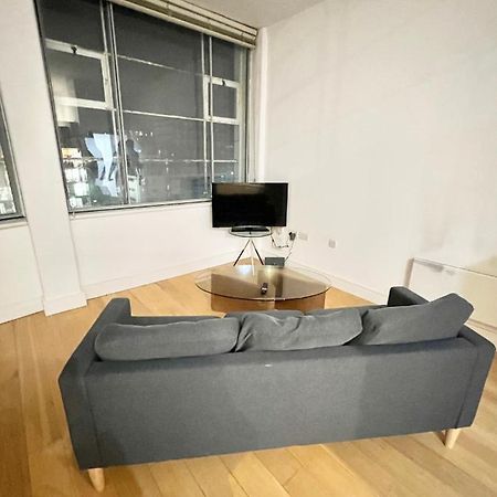 Bigkings Cosy 2 Bedroom Apartment With Free Parking In Central Manchester Eksteriør bilde