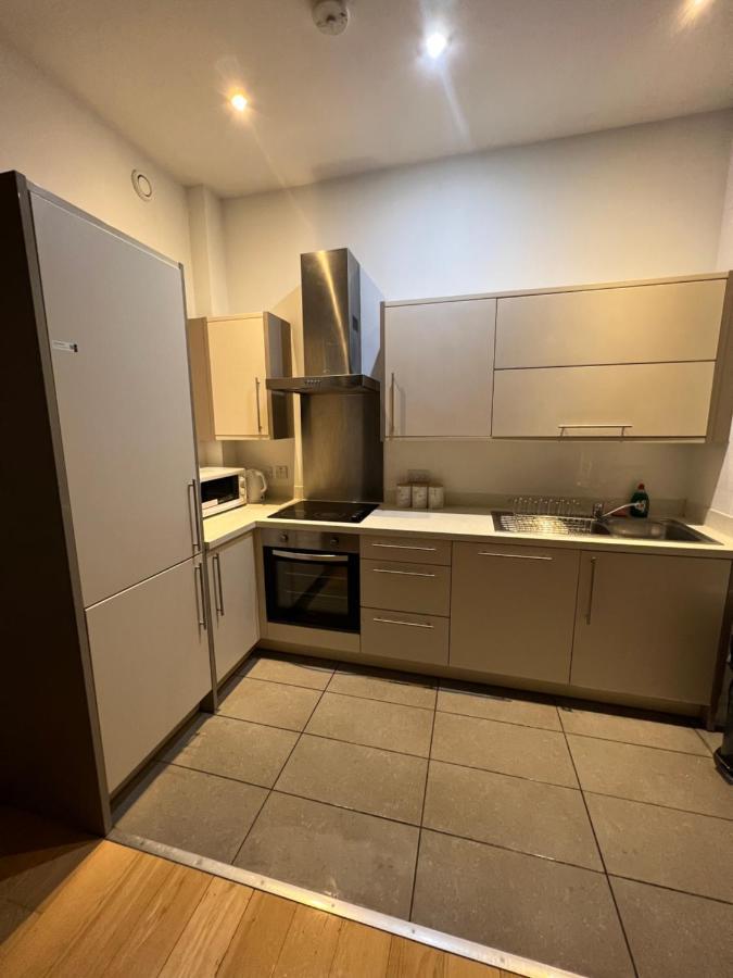 Bigkings Cosy 2 Bedroom Apartment With Free Parking In Central Manchester Eksteriør bilde